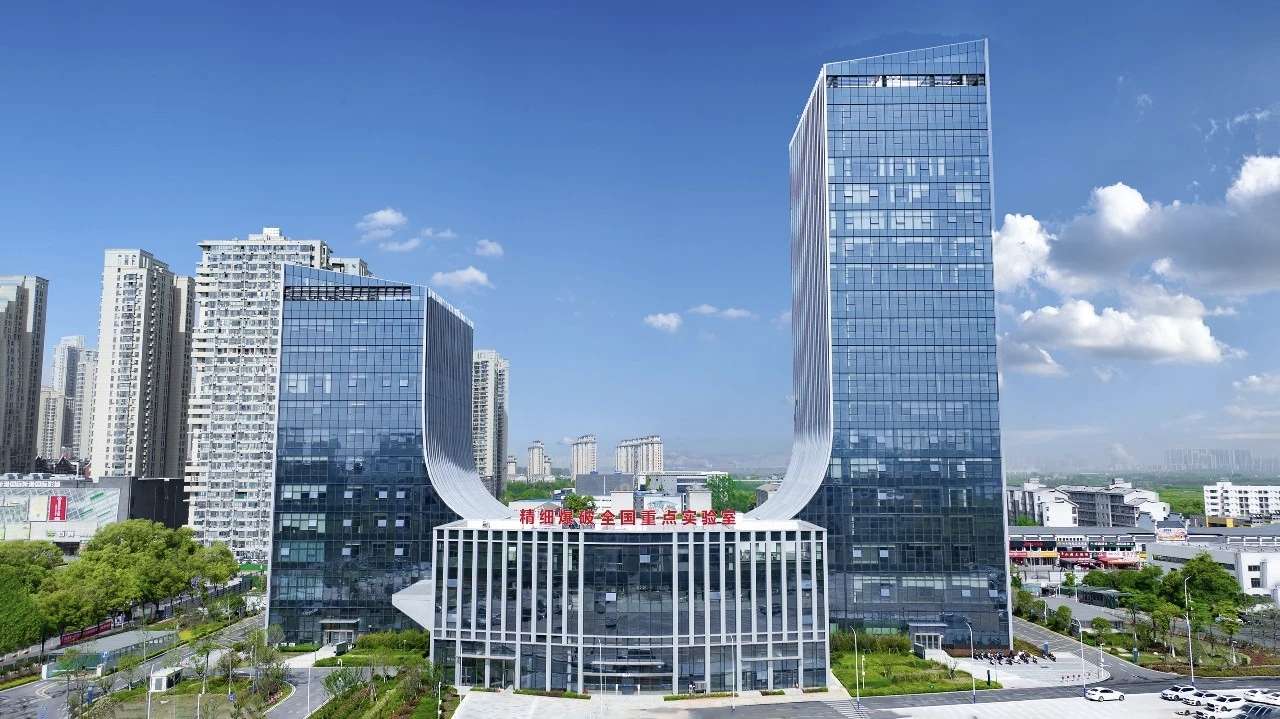 IMG_20251212_20440278