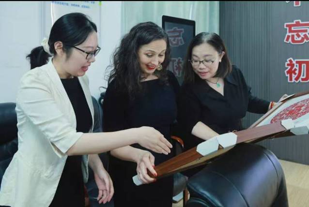 https://cdn.hannews.com.cn/saas/image/2025-05/84a32b8e-5d26-4f8a-8fba-271b4c20af6e.png?sign=1747303106-lt2l4-0-9737e6a89e95f27bb5002904ec3c62cd&imageMogr2/auto-orient